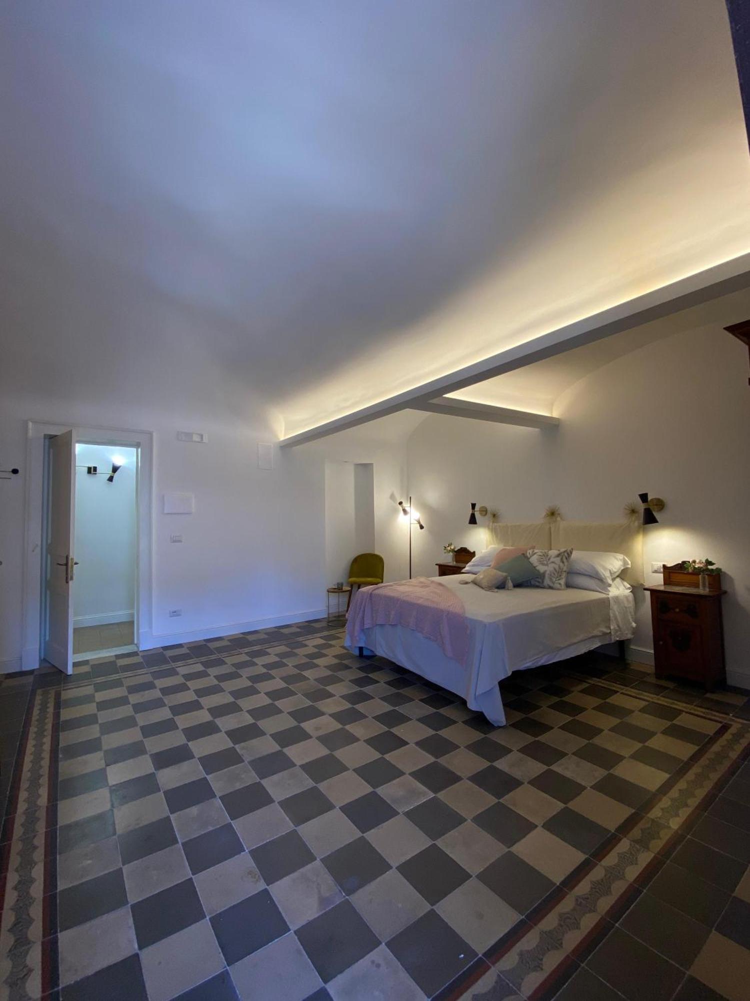 Dimora Dei Minoriti Bed & Breakfast Catania Luaran gambar