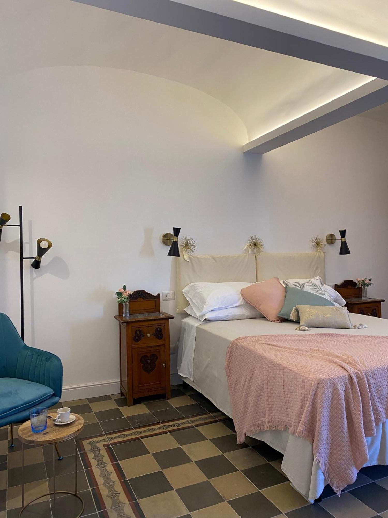 Dimora Dei Minoriti Bed & Breakfast Catania Luaran gambar