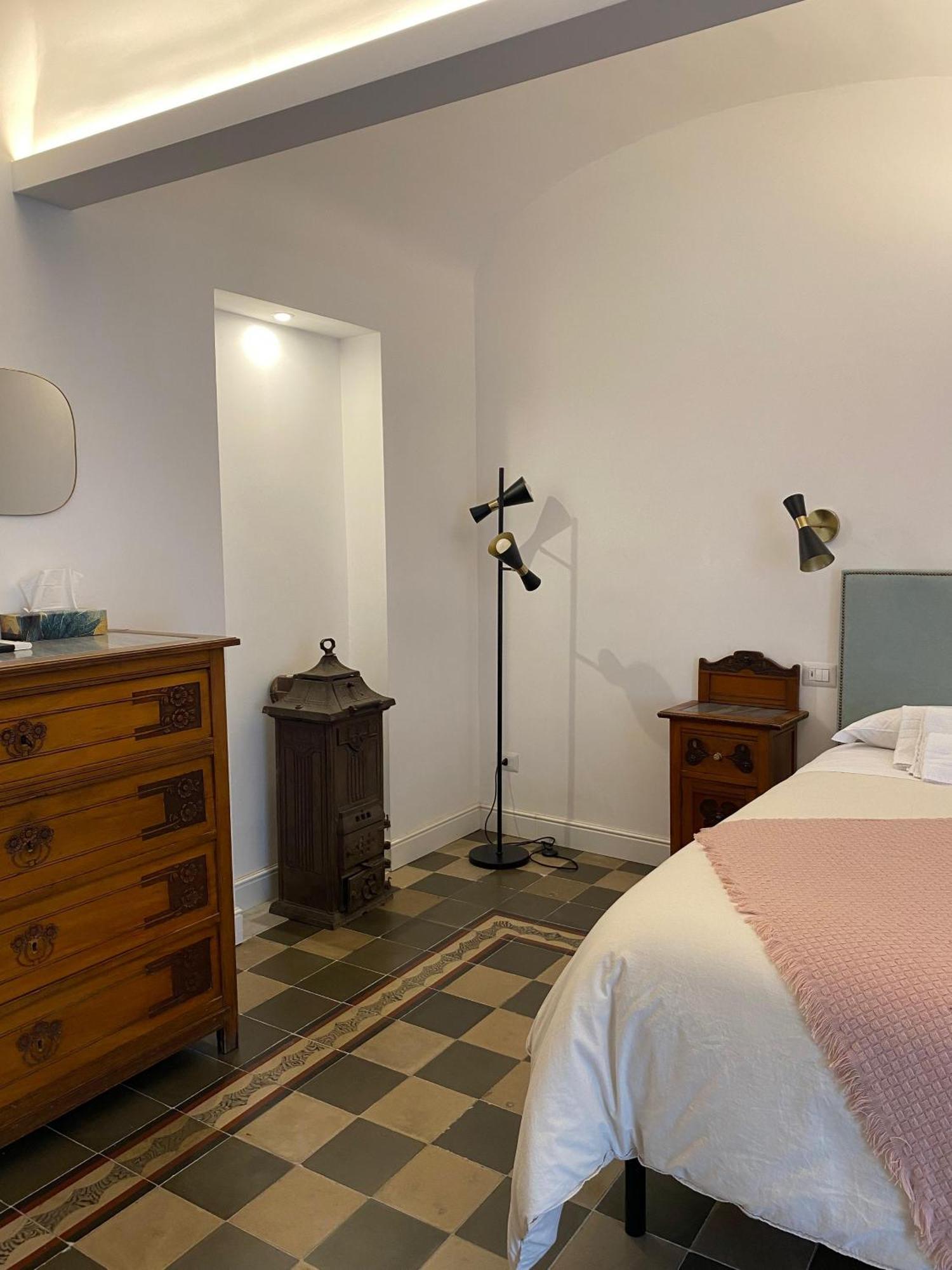 Dimora Dei Minoriti Bed & Breakfast Catania Luaran gambar