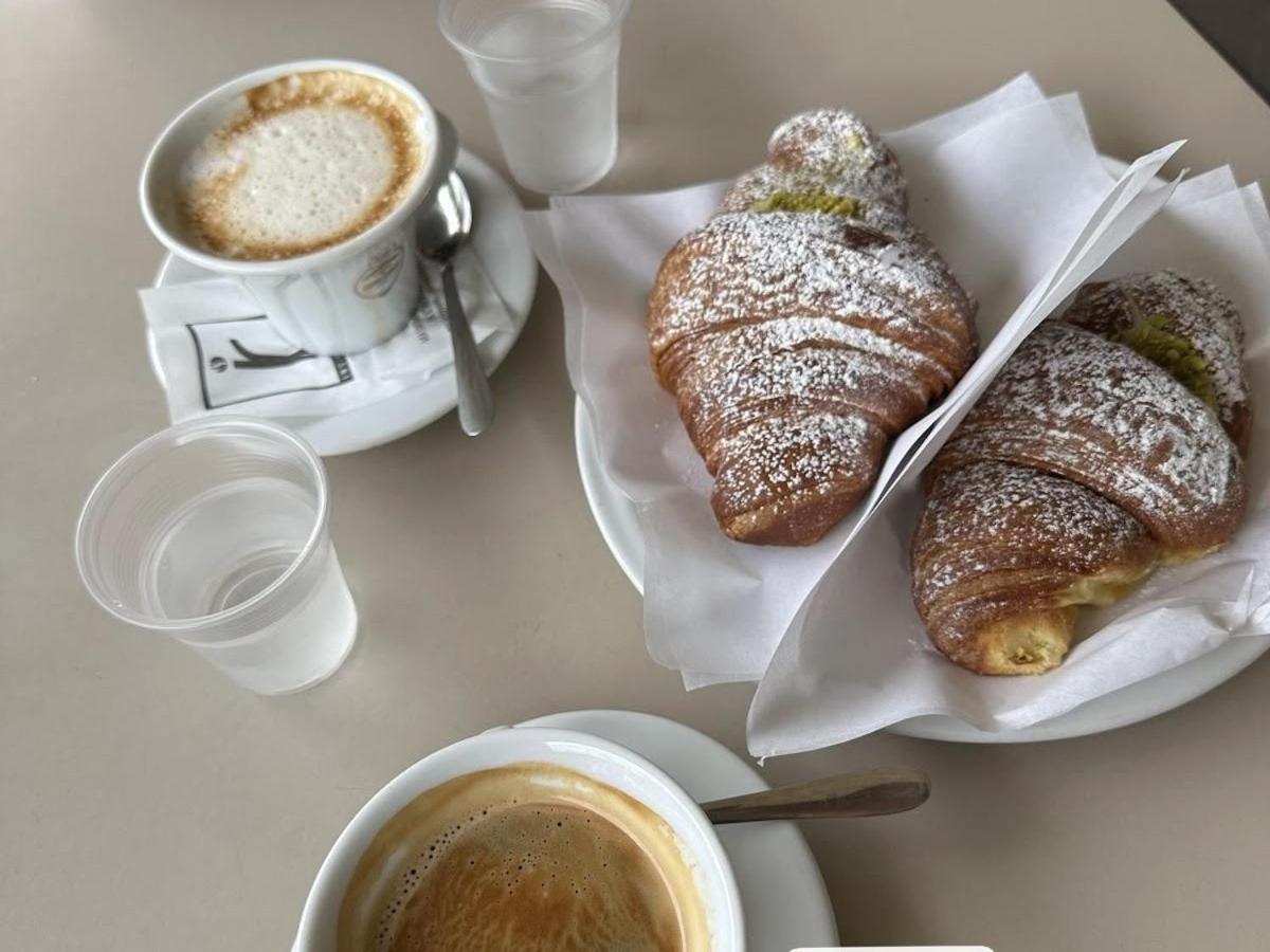 Dimora Dei Minoriti Bed & Breakfast Catania Luaran gambar